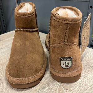 BEARPAW girl’s ankle boots